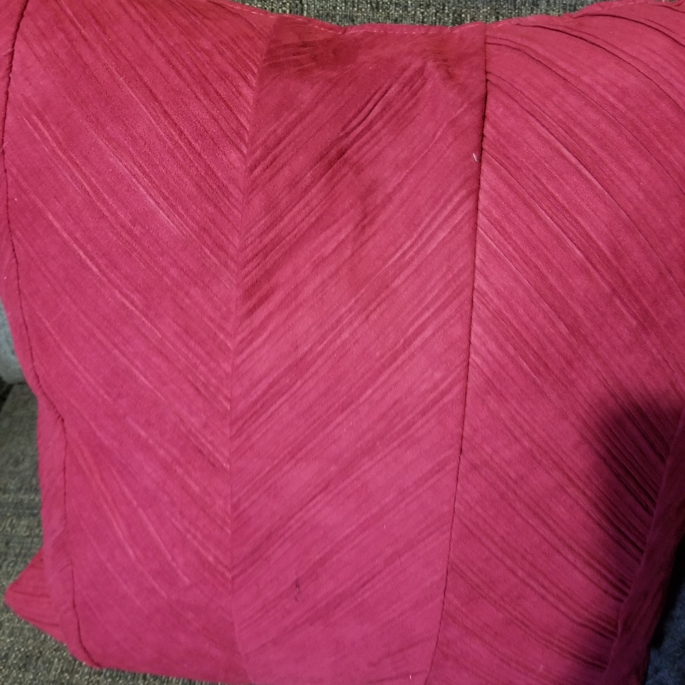 Pillow set - Picture 3 of 7